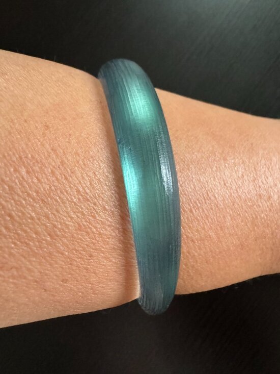 Alexis Bittar Jewelry - ALEXIS BITTAR Lucite Tapered Bangle Bracelet, Green, M/L